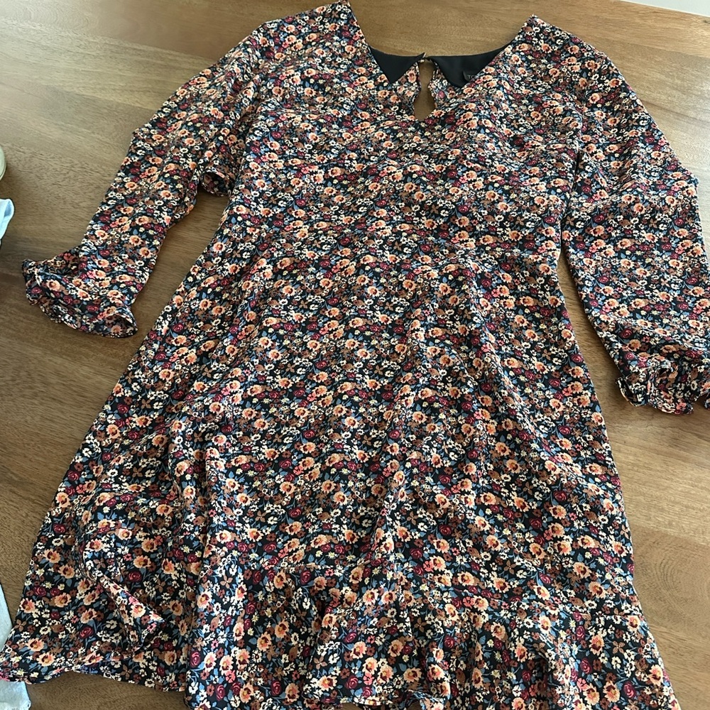 Topshop Pink and White V-Neck Bishop Sleeve Dress